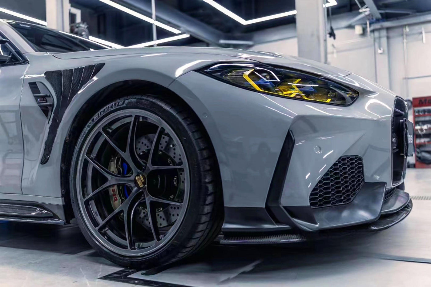 Carbon Fiber Front Fenders - BMW G80 M3 & G82/G83 M4